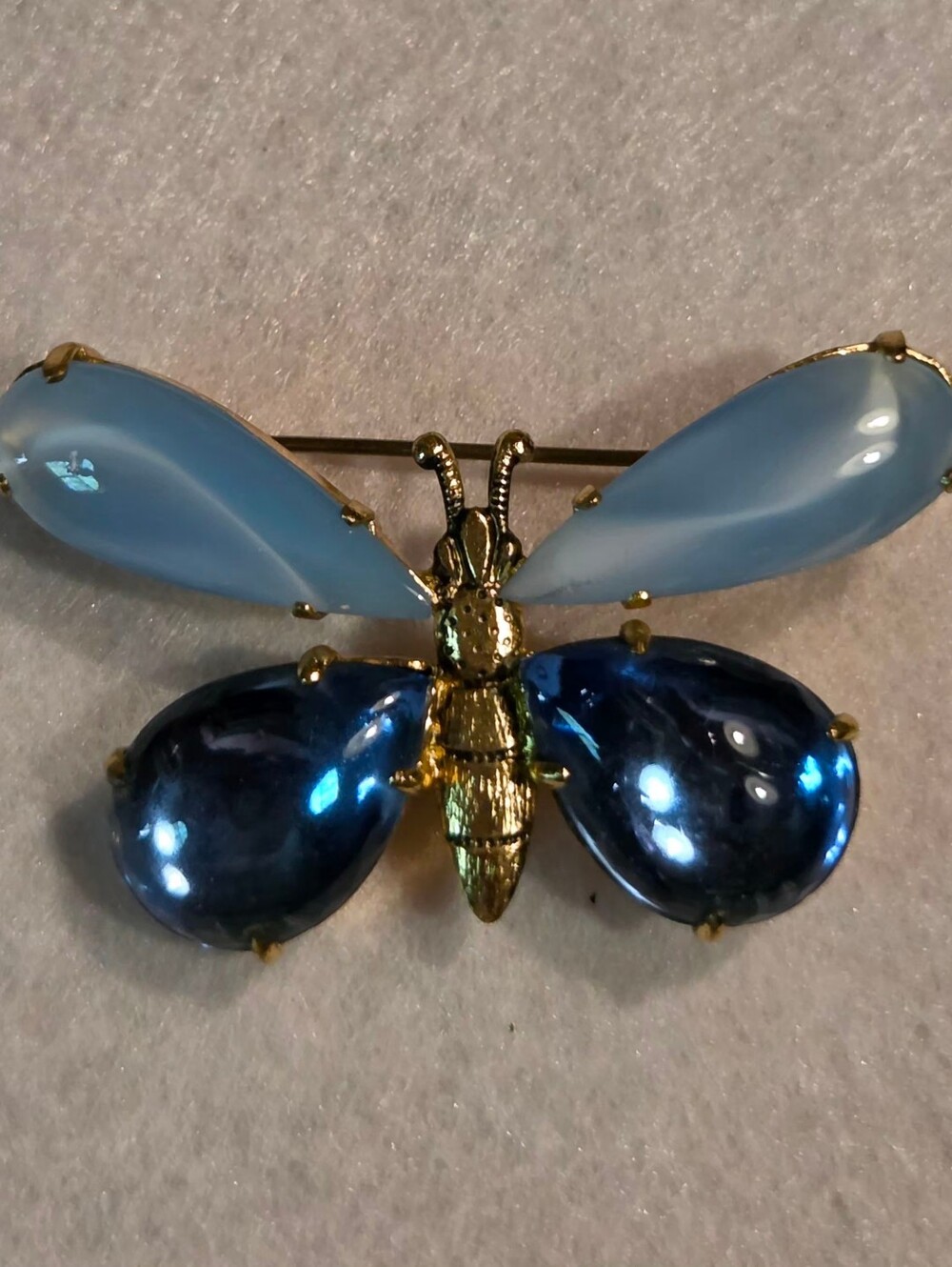 Blue Glass Butterfly Brooch - Gold Tone Women's Jewelry